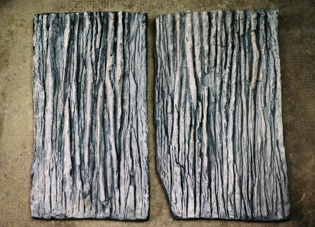 Solid stripes, 2005, gypsum, acrylic paint, height 70 cm