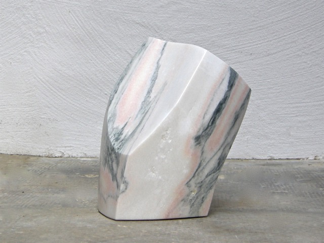 Offbeat, 2016, marble, height 45 cm