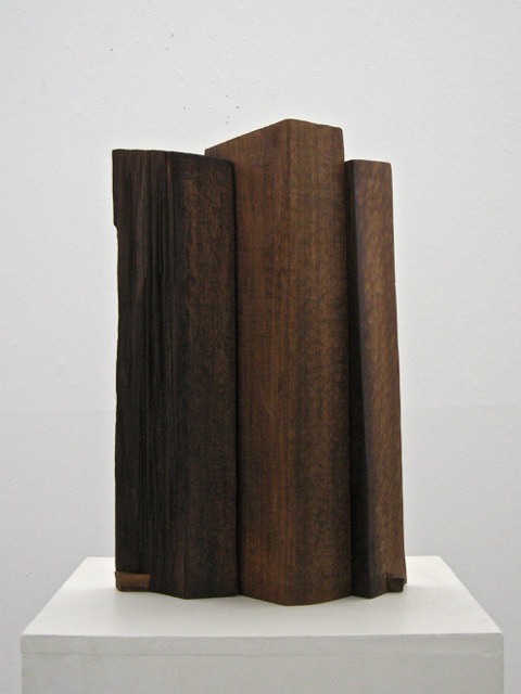 Coherence 2019, nut wood, height 45 cm