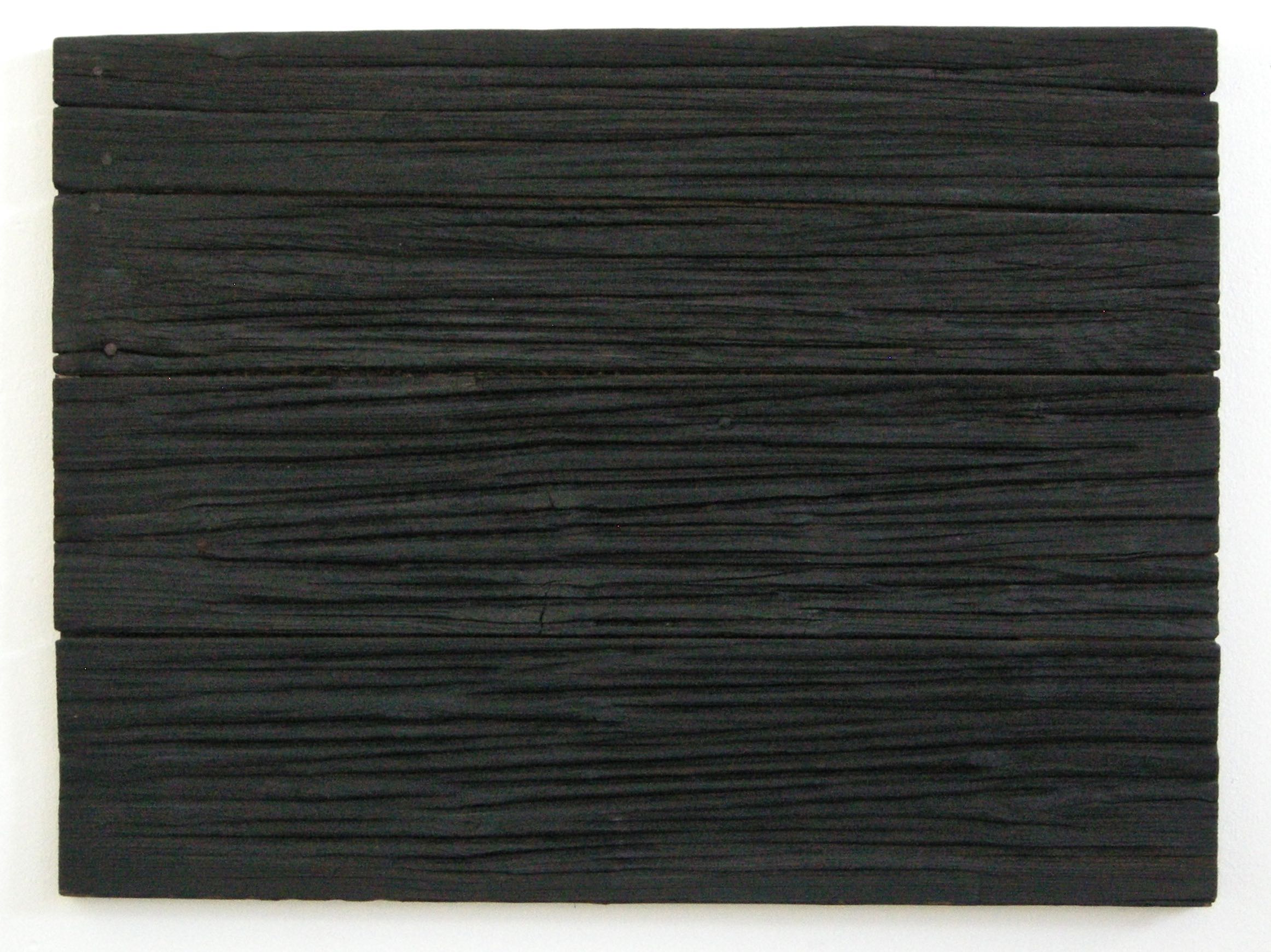 Rhythm, 2014, Holz geflämmt,  Eisen, 90 x 123 x 5 cm