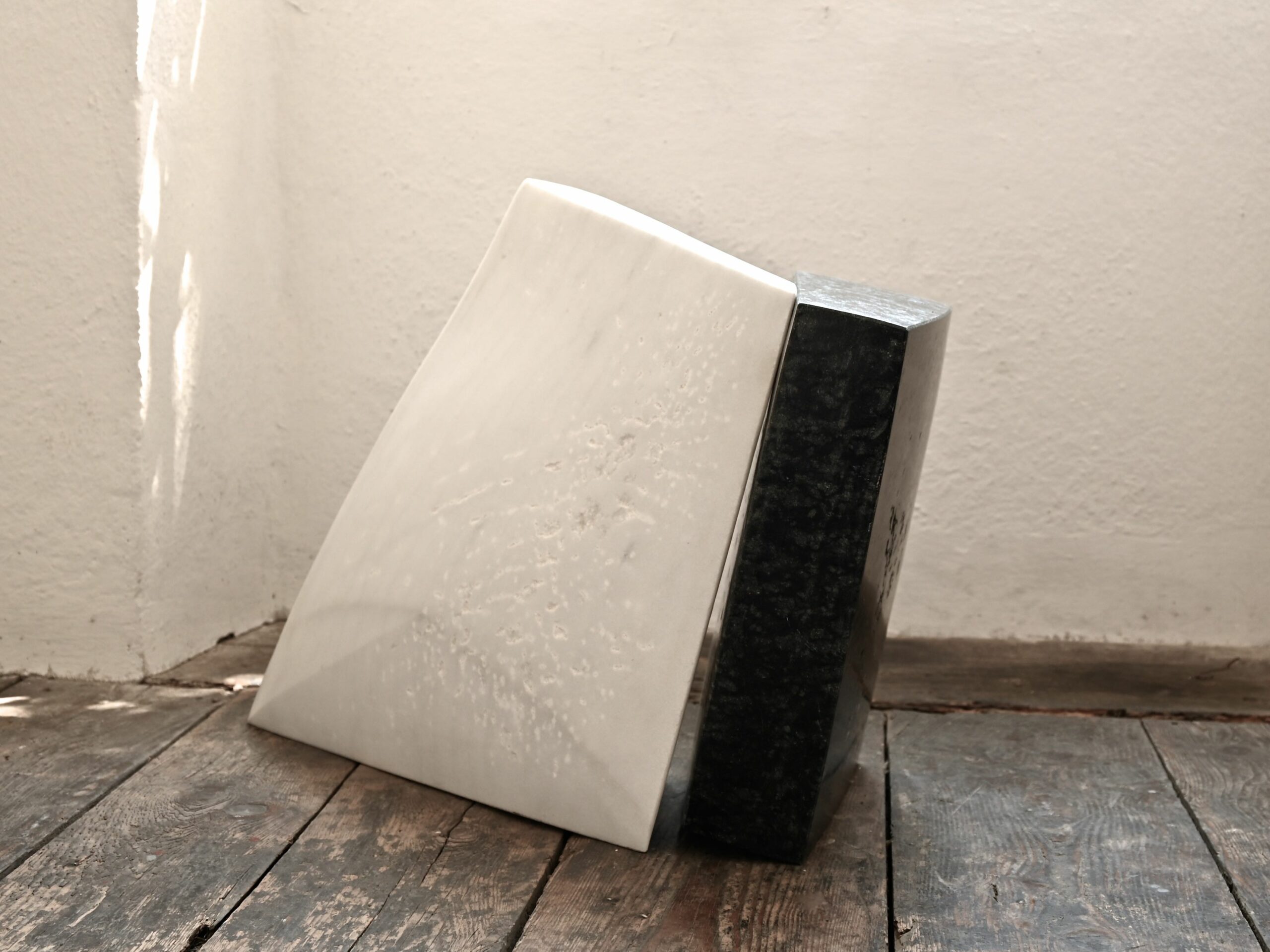 Colision, 2020, marble, diabas, height 50 cm